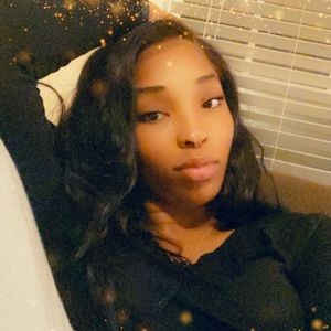 Meet your Posher, Cecelia